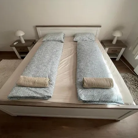 Apartment Freedom Near Parlament With Ac *