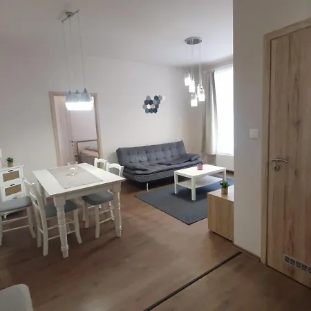 Freedom Near Parlament With Ac Apartment *